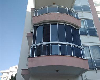Cam Balkon